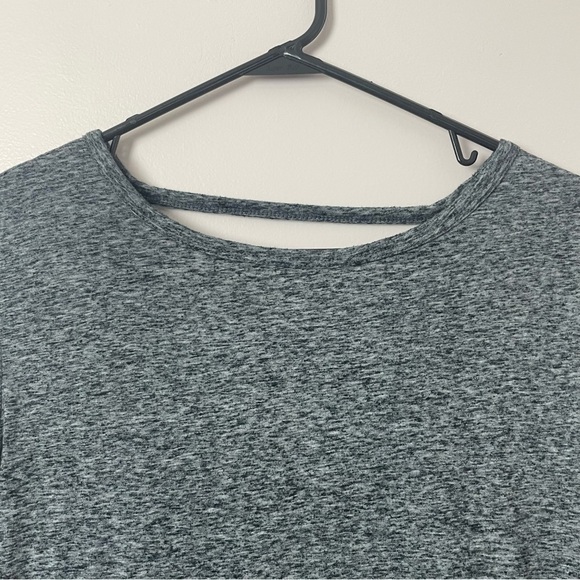 Z by Zella Gray Long Sleeve Open Back Top – XS - Picture 2 of 9